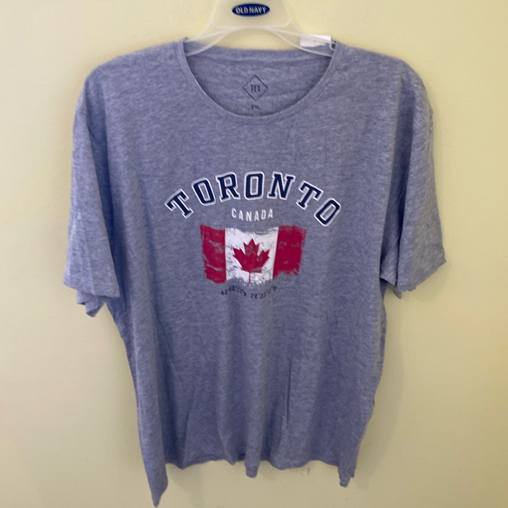 NWT Toronto Canada Tee Shirt
